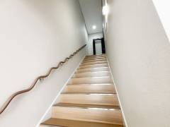 image-slider-with-thumbnail7.jpeg